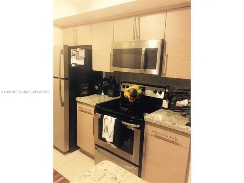 655 SW 111th Way # 306, Pembroke Pines FL 33025