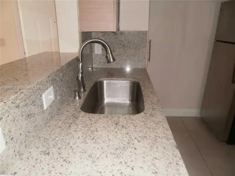 655 SW 111th Way # 306, Pembroke Pines FL 33025