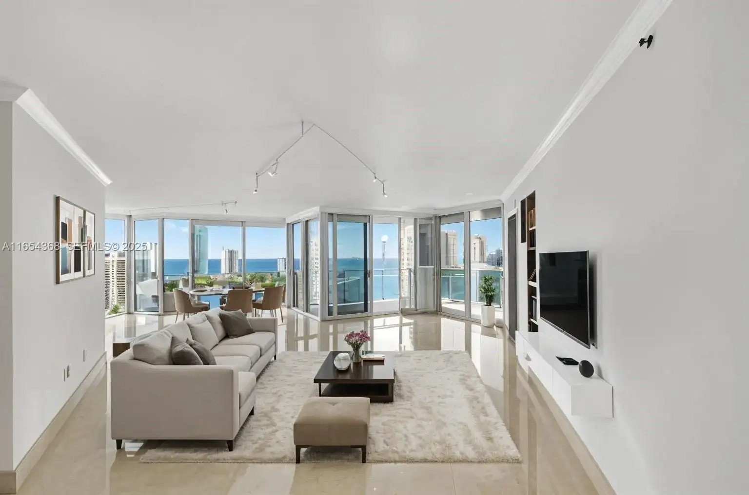 3370 Hidden Bay Dr # 2708, Aventura FL 33180 photo 2