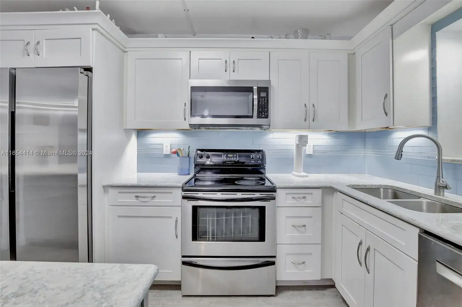 20381 NE 30th Ave # 7, Aventura FL 33180 photo 4
