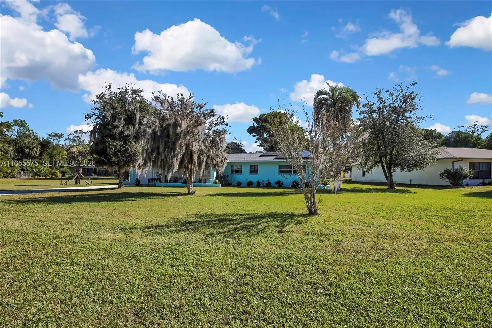 685 Afterglow Cir, Other City - In The State Of Florida FL 34429 photo 4