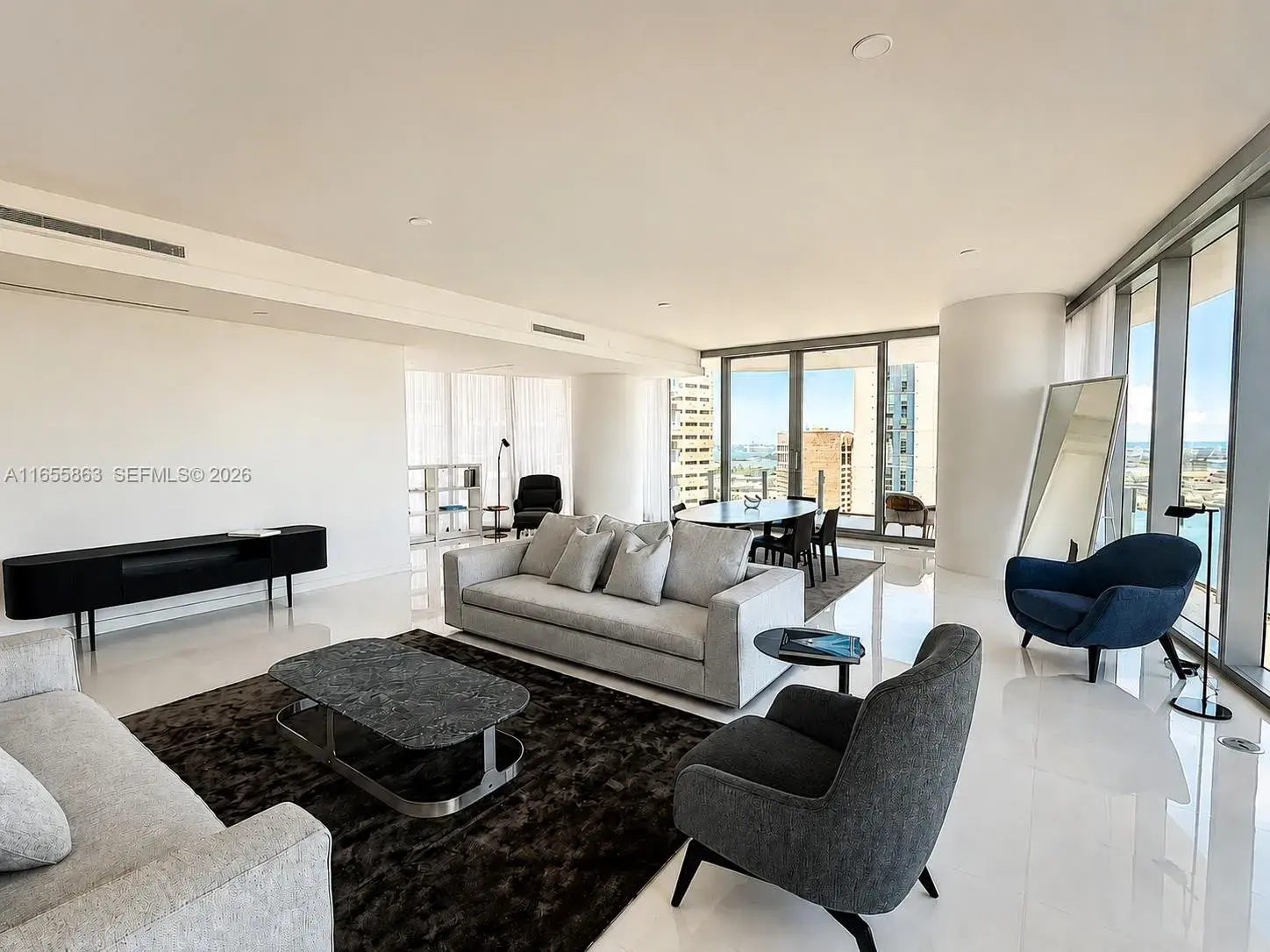 300 Biscayne Blvd Way # 3201, Miami FL 33131