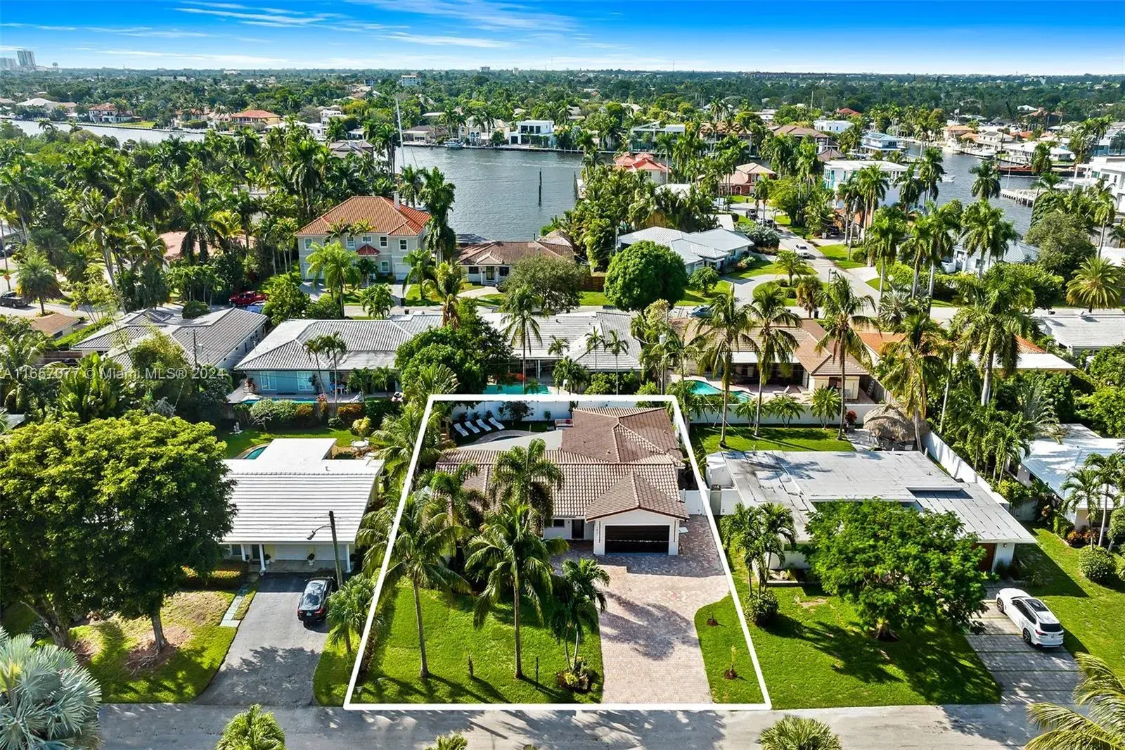 1931 NE 32nd Ave, Fort Lauderdale FL 33305
