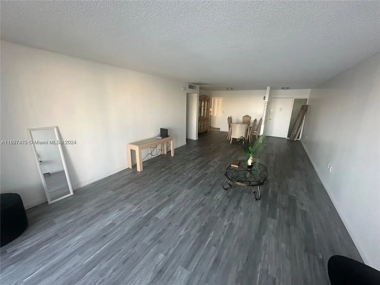 1670 NE 191st St # 3, Miami FL 33179 photo 2