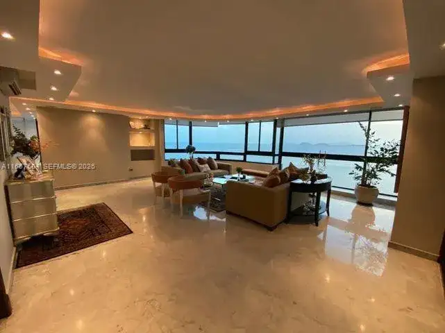400 Kings Point Dr # 328, Sunny Isles Beach FL 33160 photo 4
