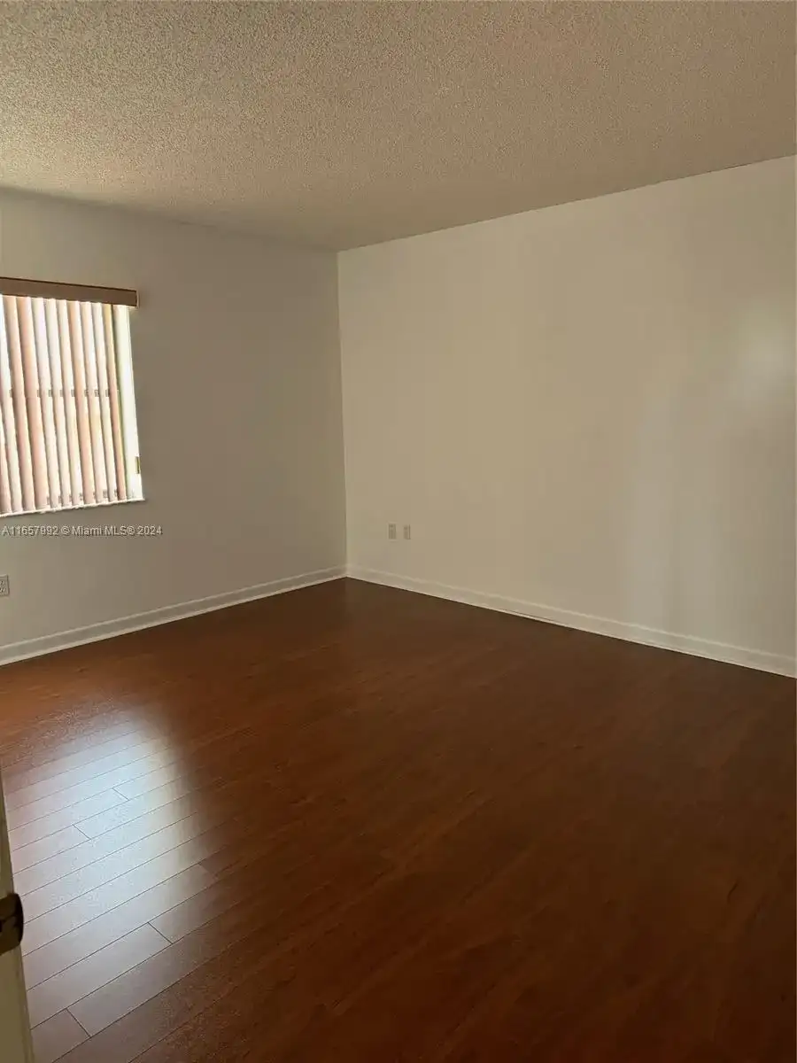 10253 NW 9th Street Cir # 6, Miami FL 33172 photo 4