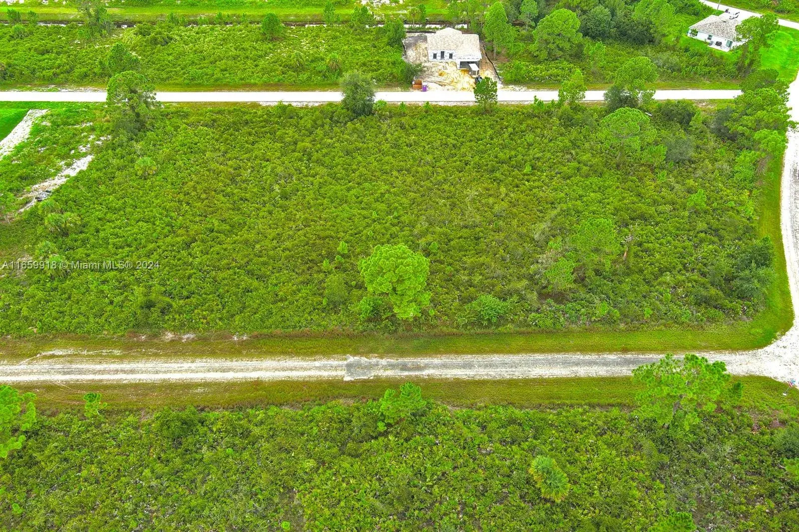 642 Vasser Ave S, Lehigh Acres FL 33974