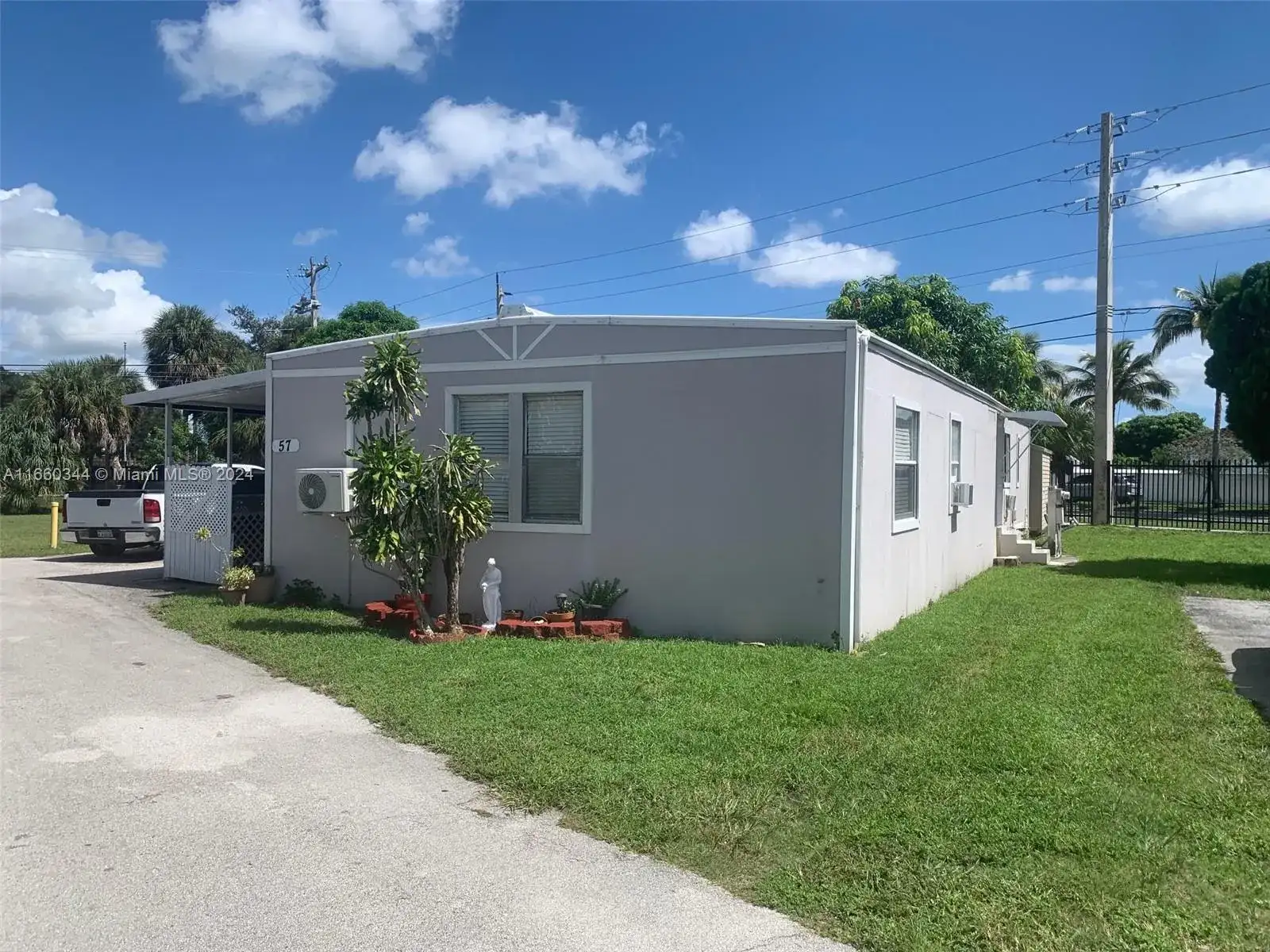 4955 NW 199th St, Miami Gardens FL 33055 photo 2