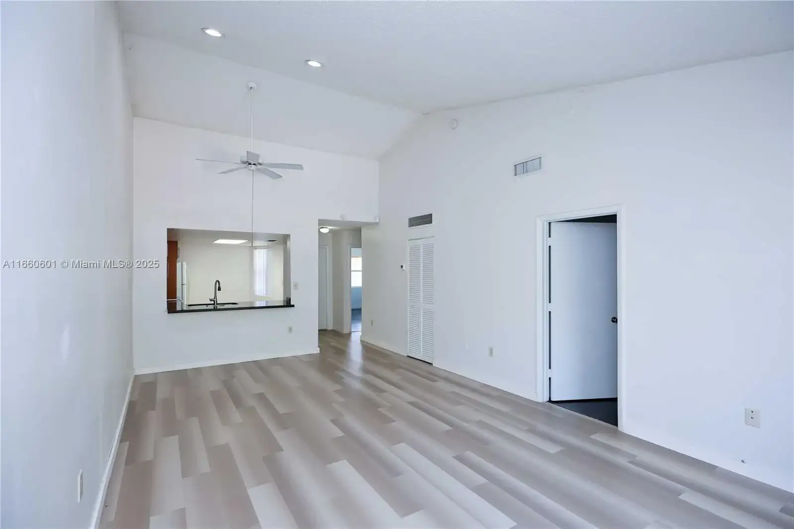 446 SW 113th Way # 446, Pembroke Pines FL 33025 photo 2