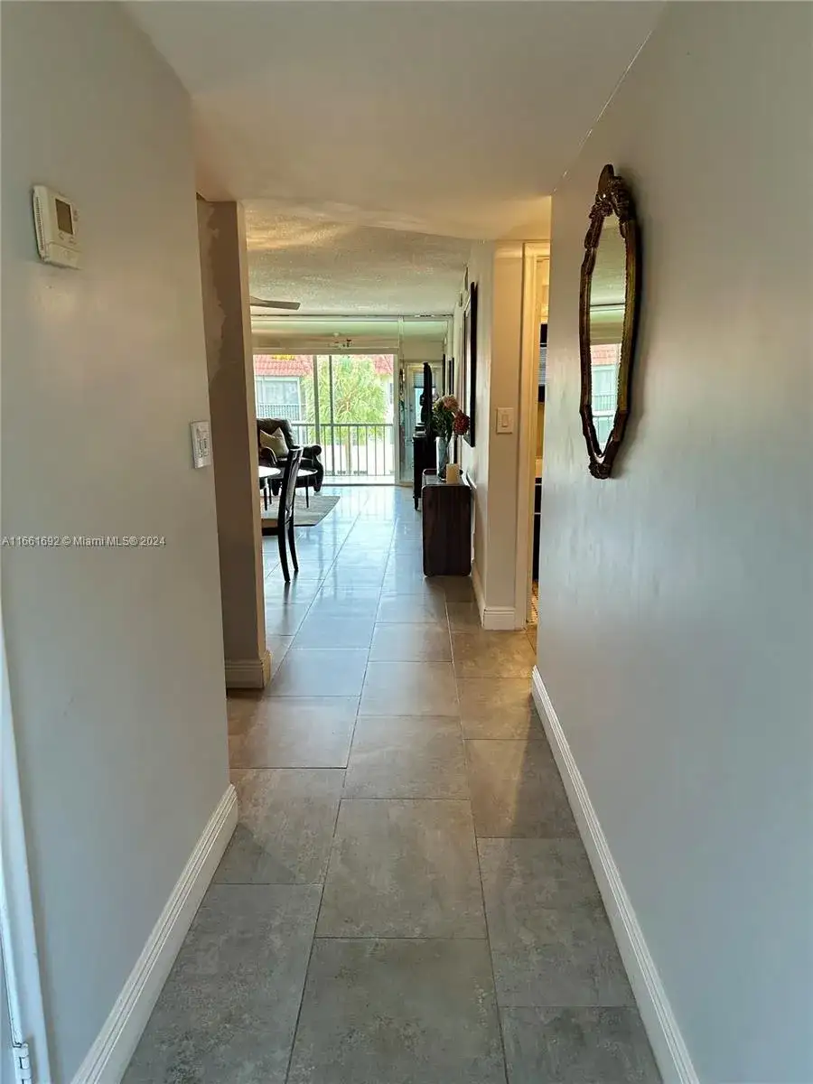 400 S Hollybrook Dr # 303, Pembroke Pines FL 33025 photo 3