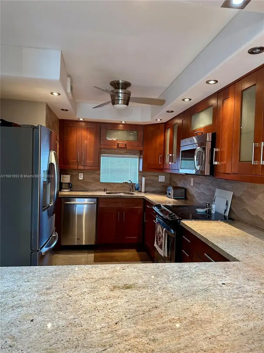 400 S Hollybrook Dr # 303, Pembroke Pines FL 33025 photo 5