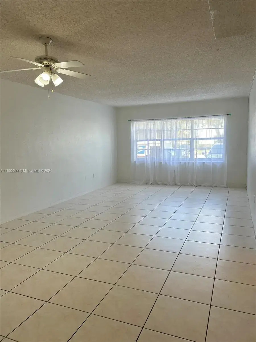 1880 S Treasure Dr # 1K, North Bay Village FL 33141