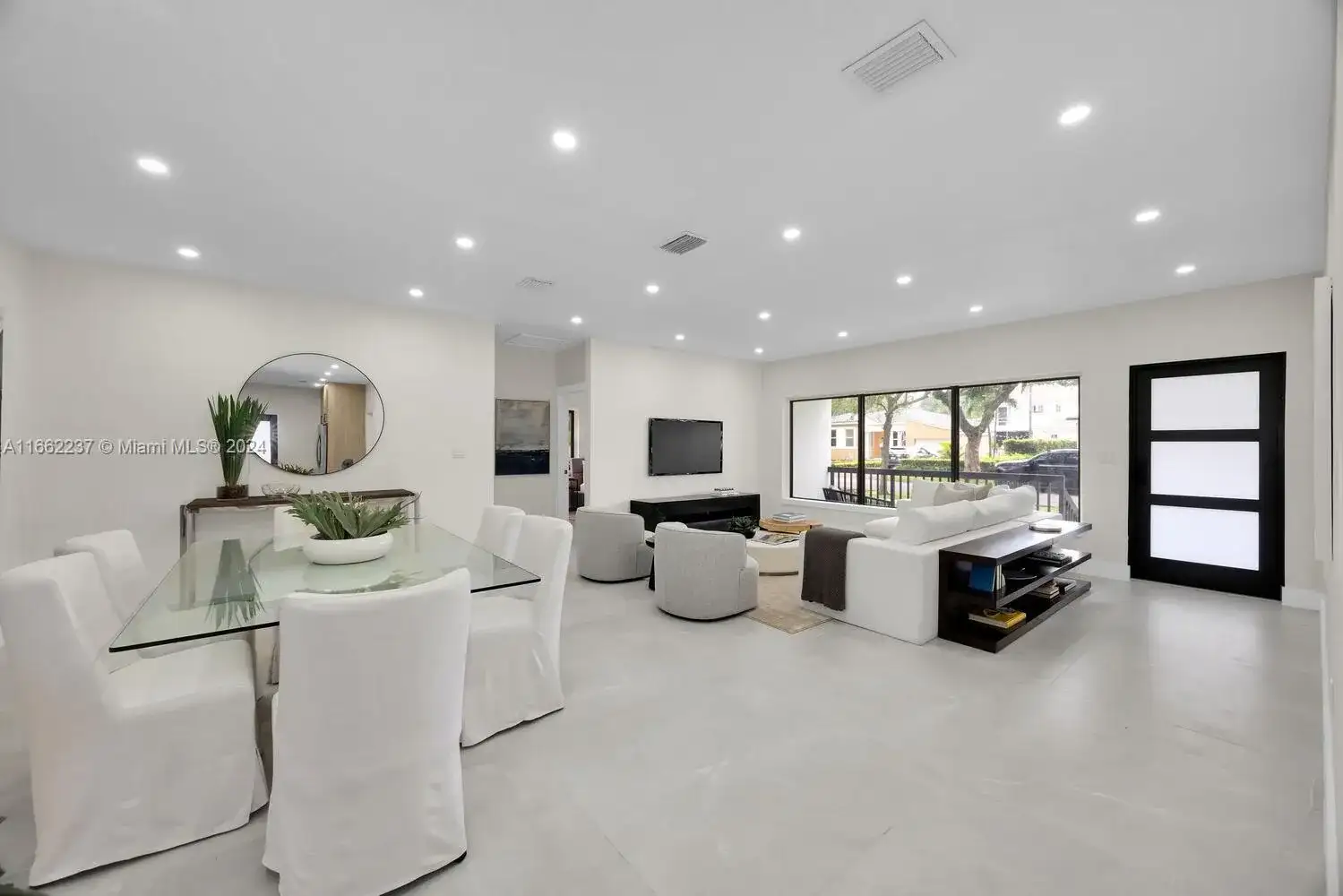 305 Fluvia Ave, Coral Gables FL 33134 photo 5