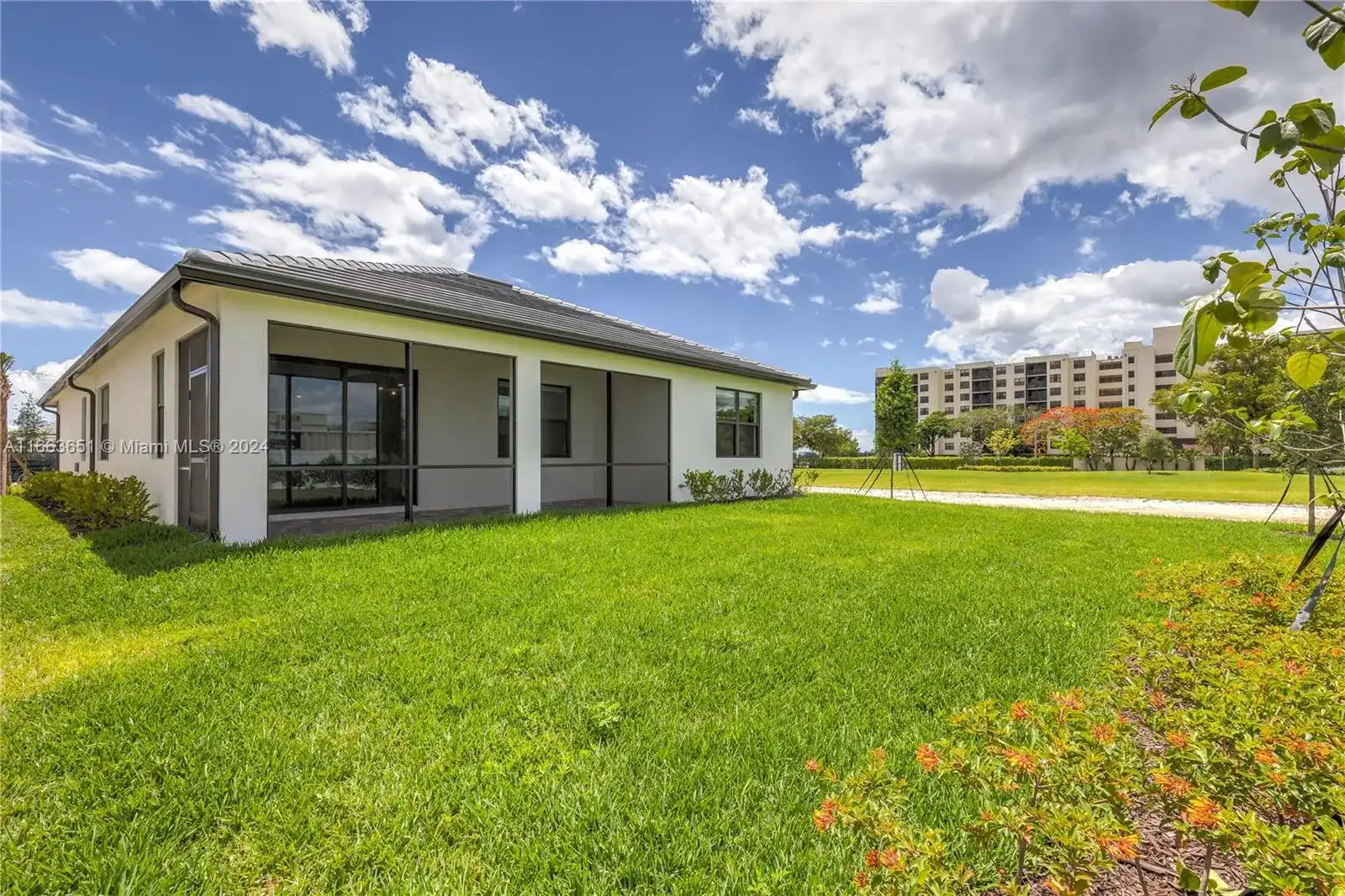 4431 Gramercy Dr, Oakland Park FL 33309 photo 3