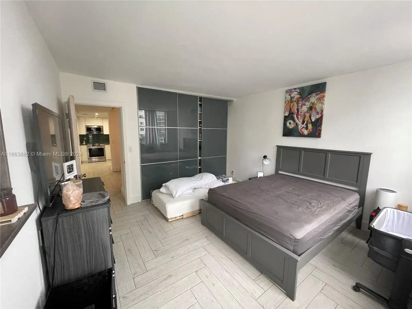 19390 Collins Ave # 416, Sunny Isles Beach FL 33160 photo 4