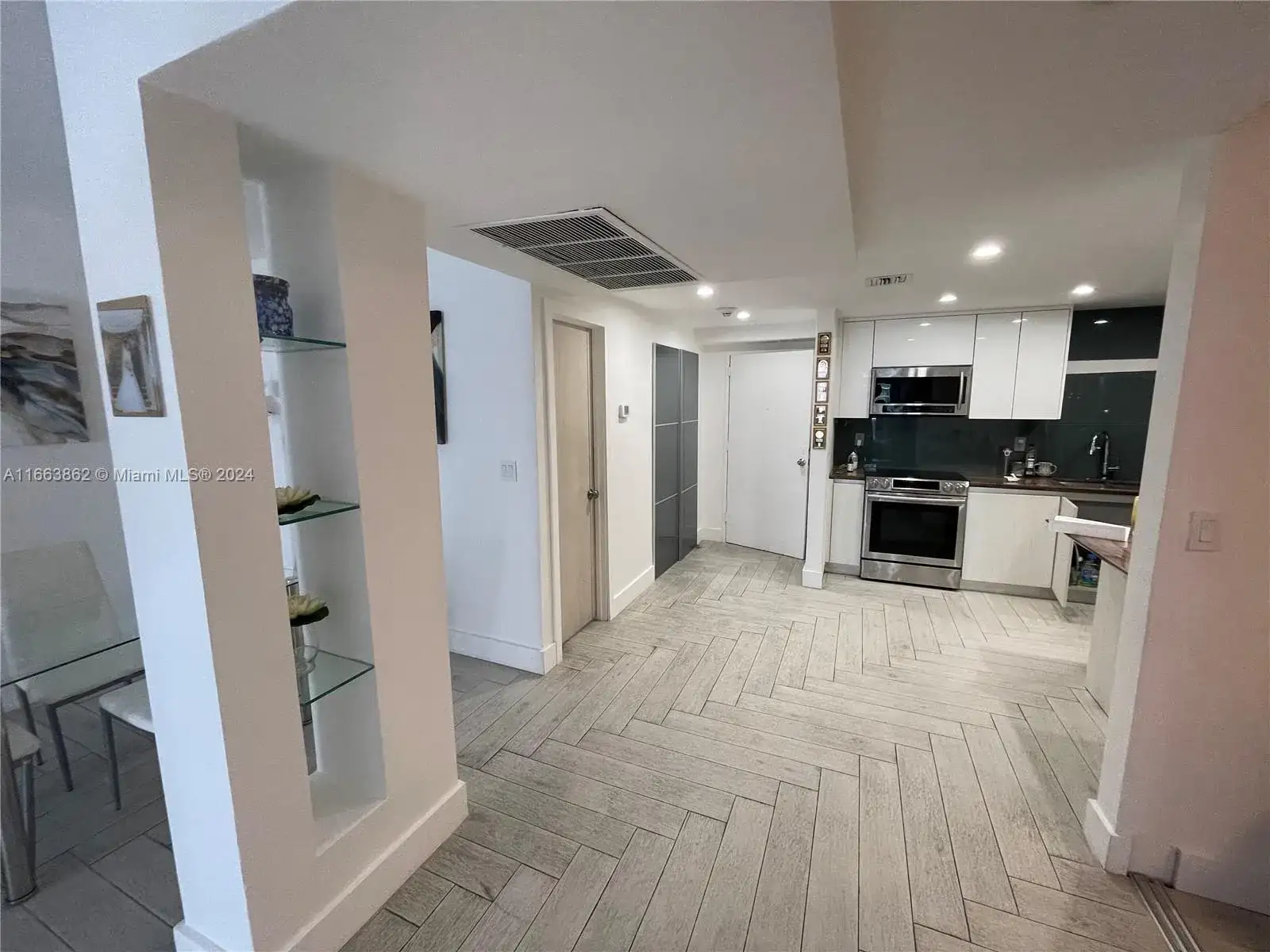 19390 Collins Ave # 416, Sunny Isles Beach FL 33160 photo 5