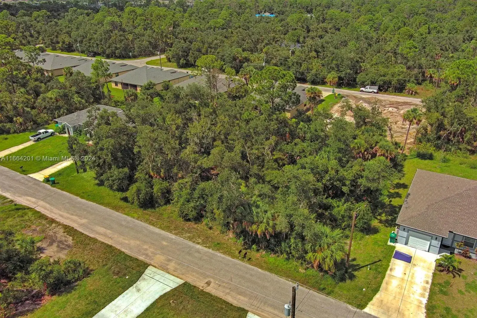 17124 Carleen Ave, Port Charlotte FL 33948 photo 3