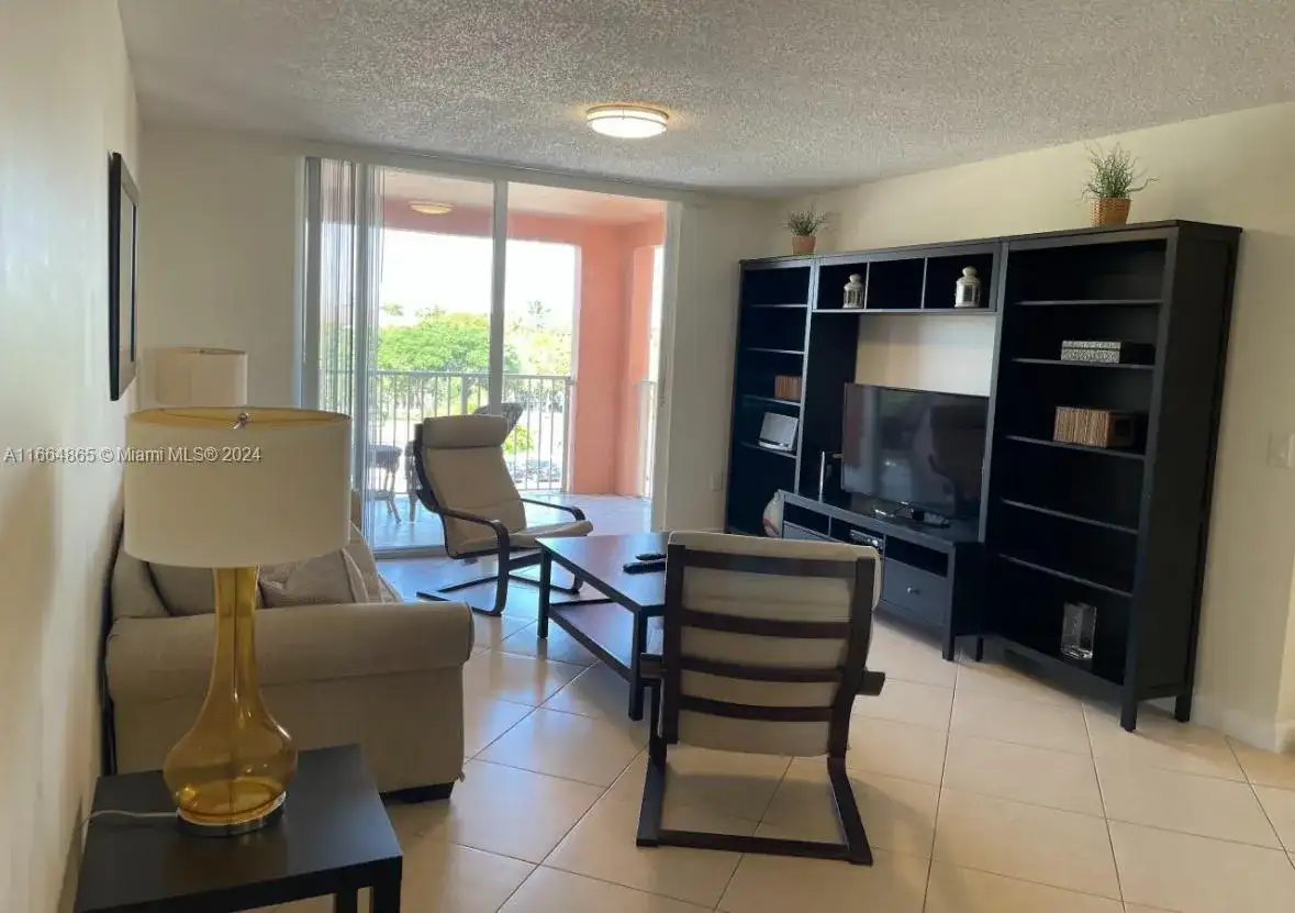 19601 E Country Club Dr # 7501, Aventura FL 33180 photo 3