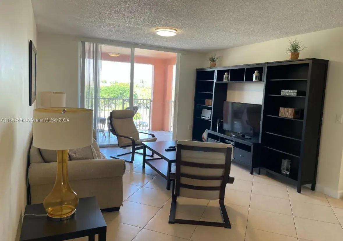 19601 E Country Club Dr # 7501, Aventura FL 33180