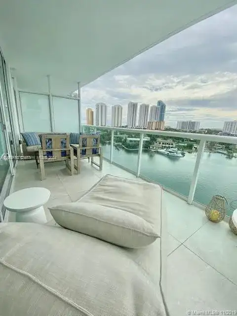 400 Sunny Isles Blvd # 915, Sunny Isles Beach FL 33160 photo 5