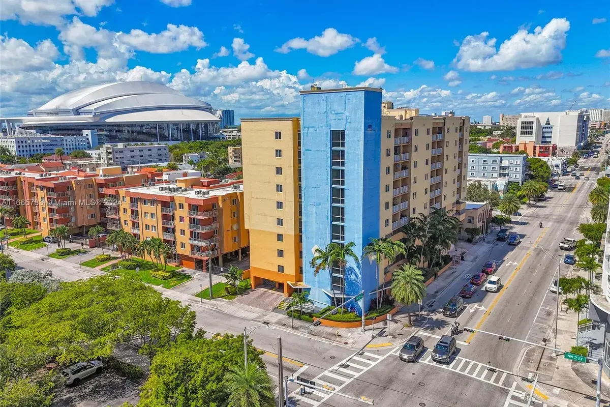 218 NW 12th Ave # 702, Miami FL 33128