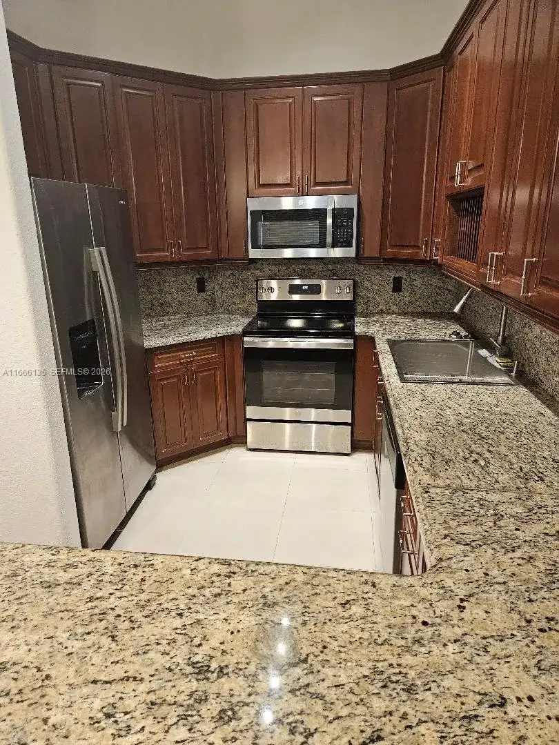 9000 SW 157th St, Palmetto Bay FL 33157 photo 3
