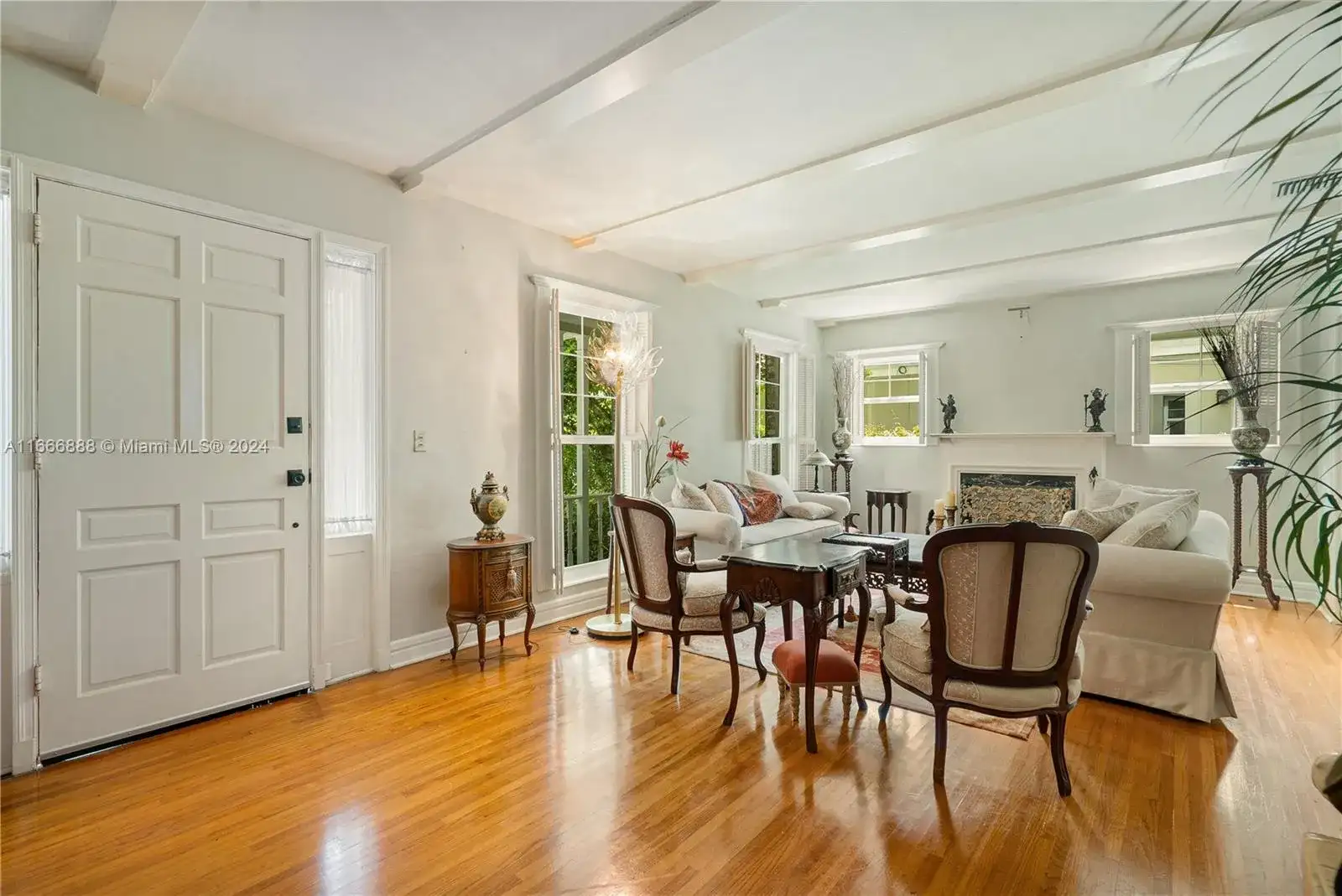 1452 Urbino Ave, Coral Gables FL 33146 photo 3