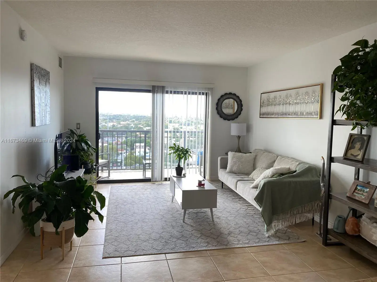 4242 NW 2nd St # 1409, Miami FL 33126