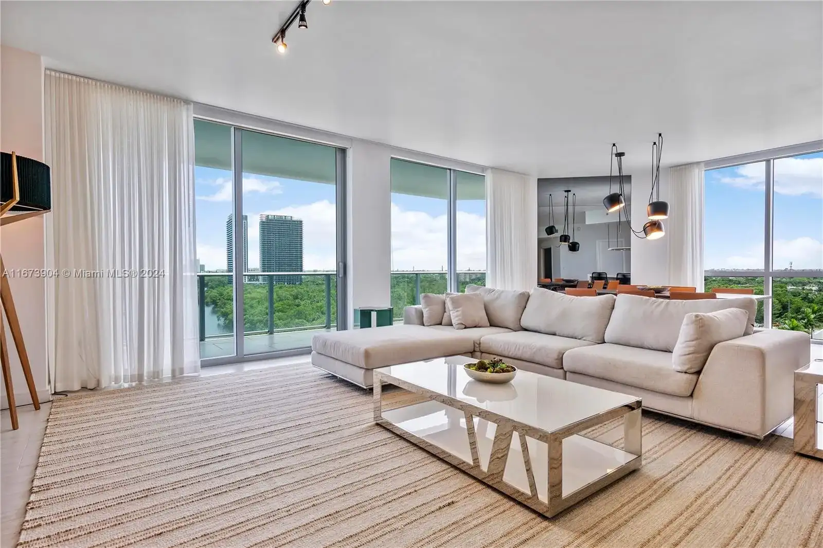 17111 Biscayne Blvd # 802, North Miami Beach FL 33160 photo 5