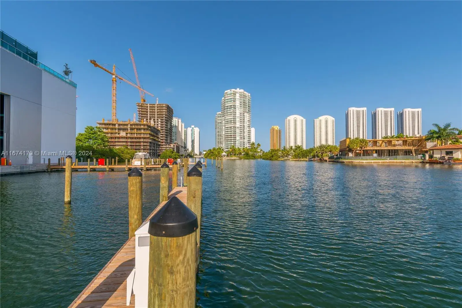 400 Sunny Isles Blvd, Sunny Isles Beach FL 33160