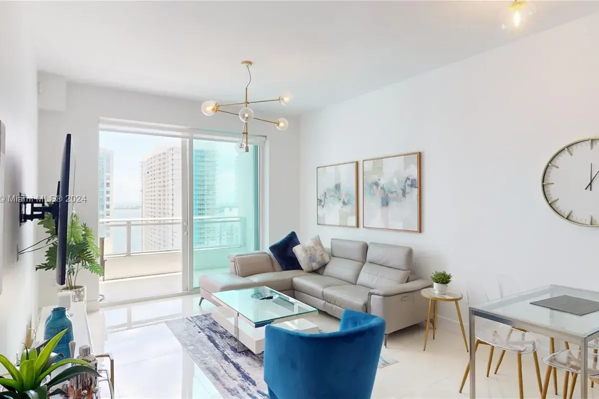 1080 Brickell Ave # 2804, Miami FL 33131