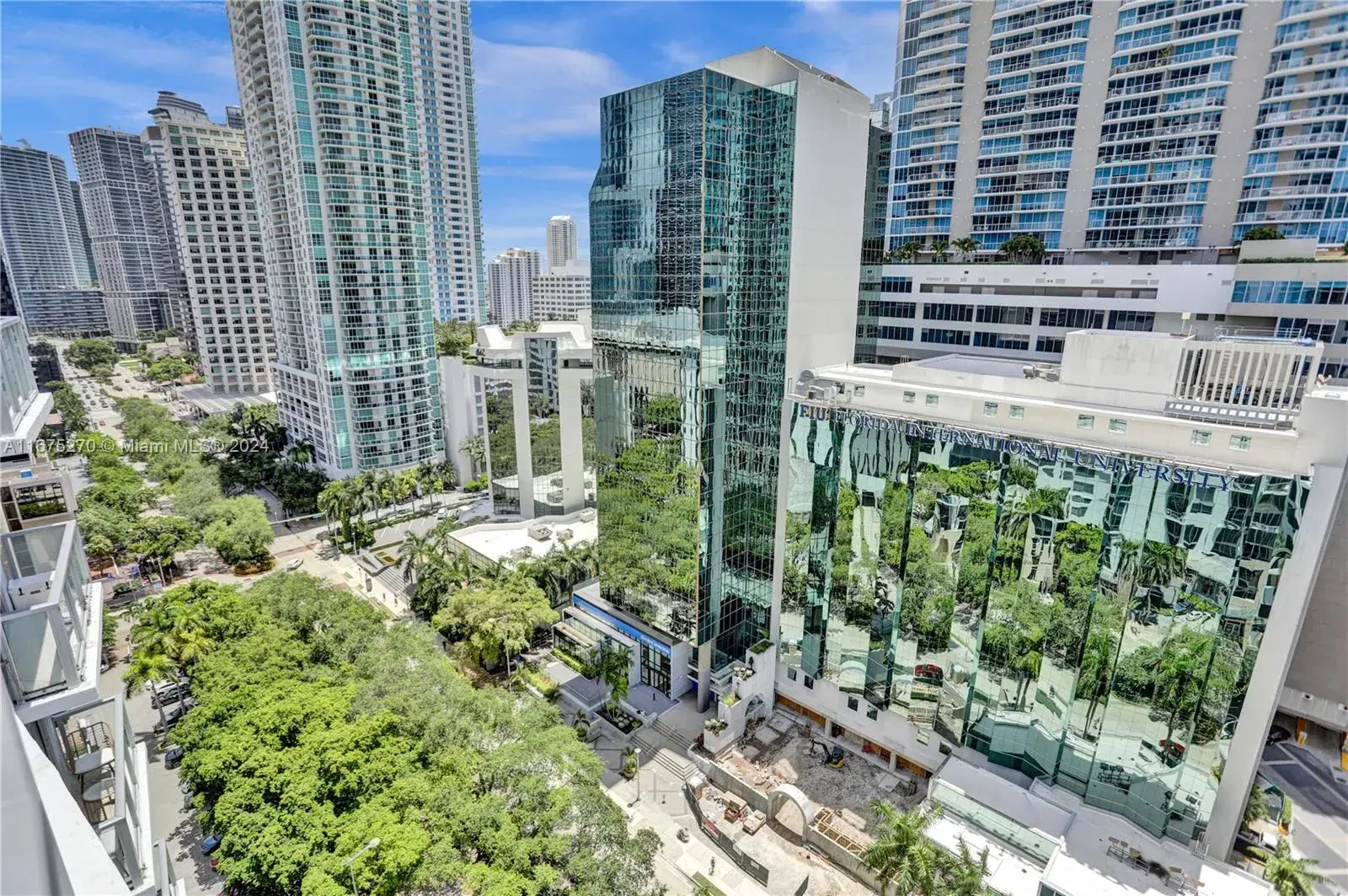 1060 Brickell Ave # 1703, Miami FL 33131