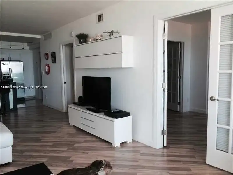 19380 Collins Ave # 1624, Sunny Isles Beach FL 33160 photo 5