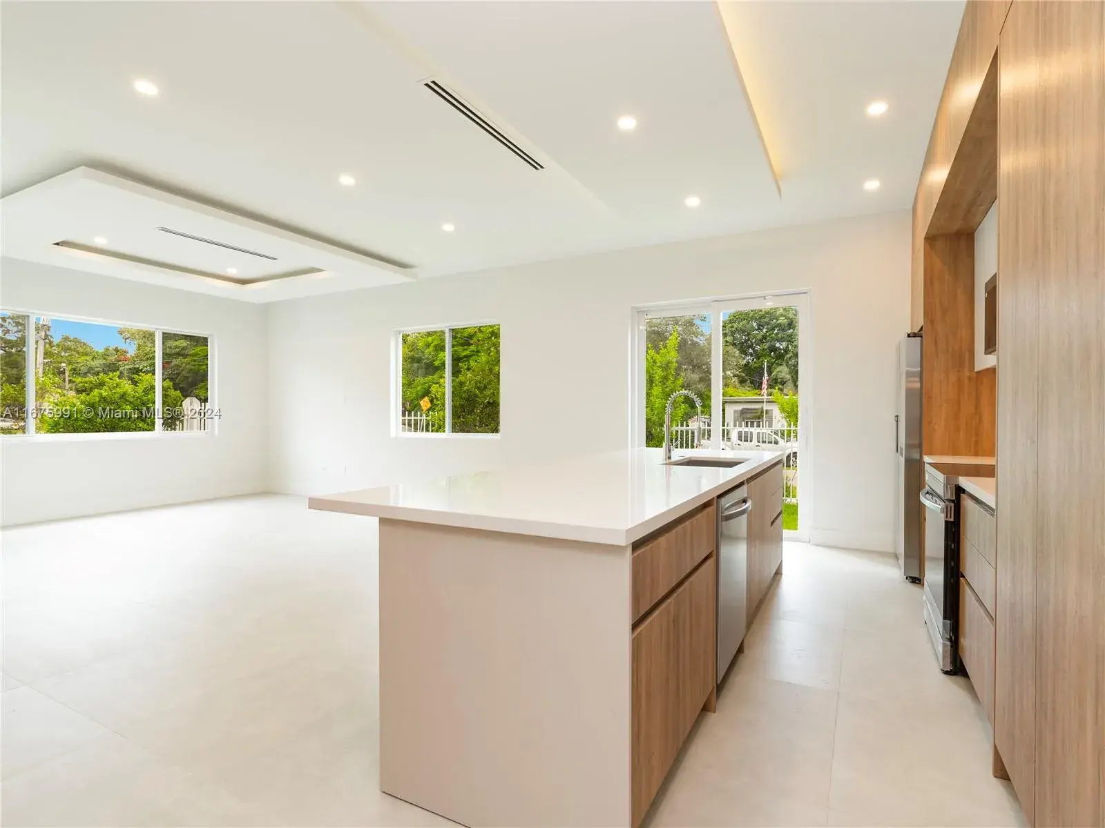 2107 SW 18th Ave, Fort Lauderdale FL 33315