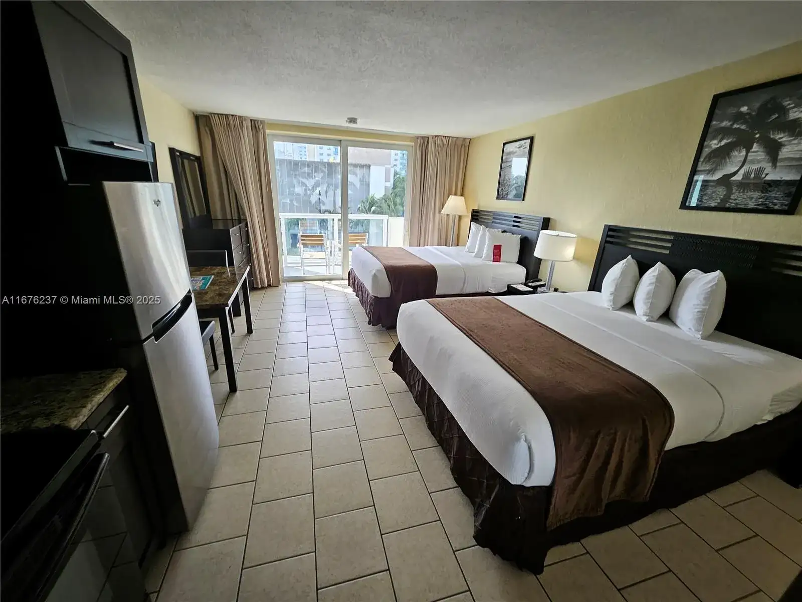 19201 Collins Ave # 237, Sunny Isles Beach FL 33160 photo 4