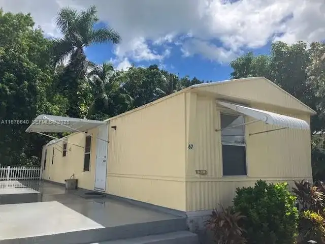 35250 SW 177th Ct 67, Homestead FL 33034