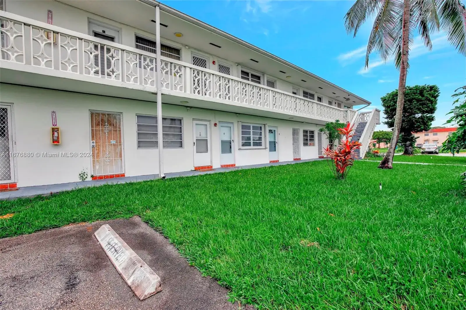 121 NE 204th St # 9, Miami Gardens FL 33179 photo 3