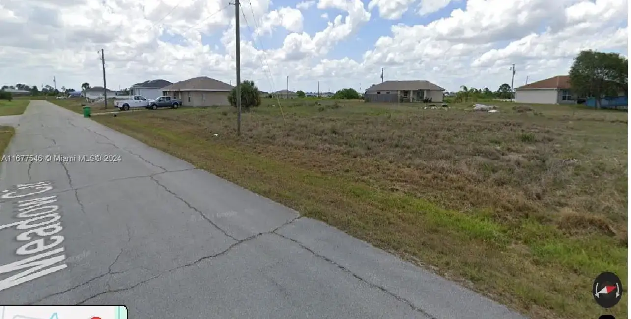 9036 Meadow Terr, La Belle FL 33935 photo 3