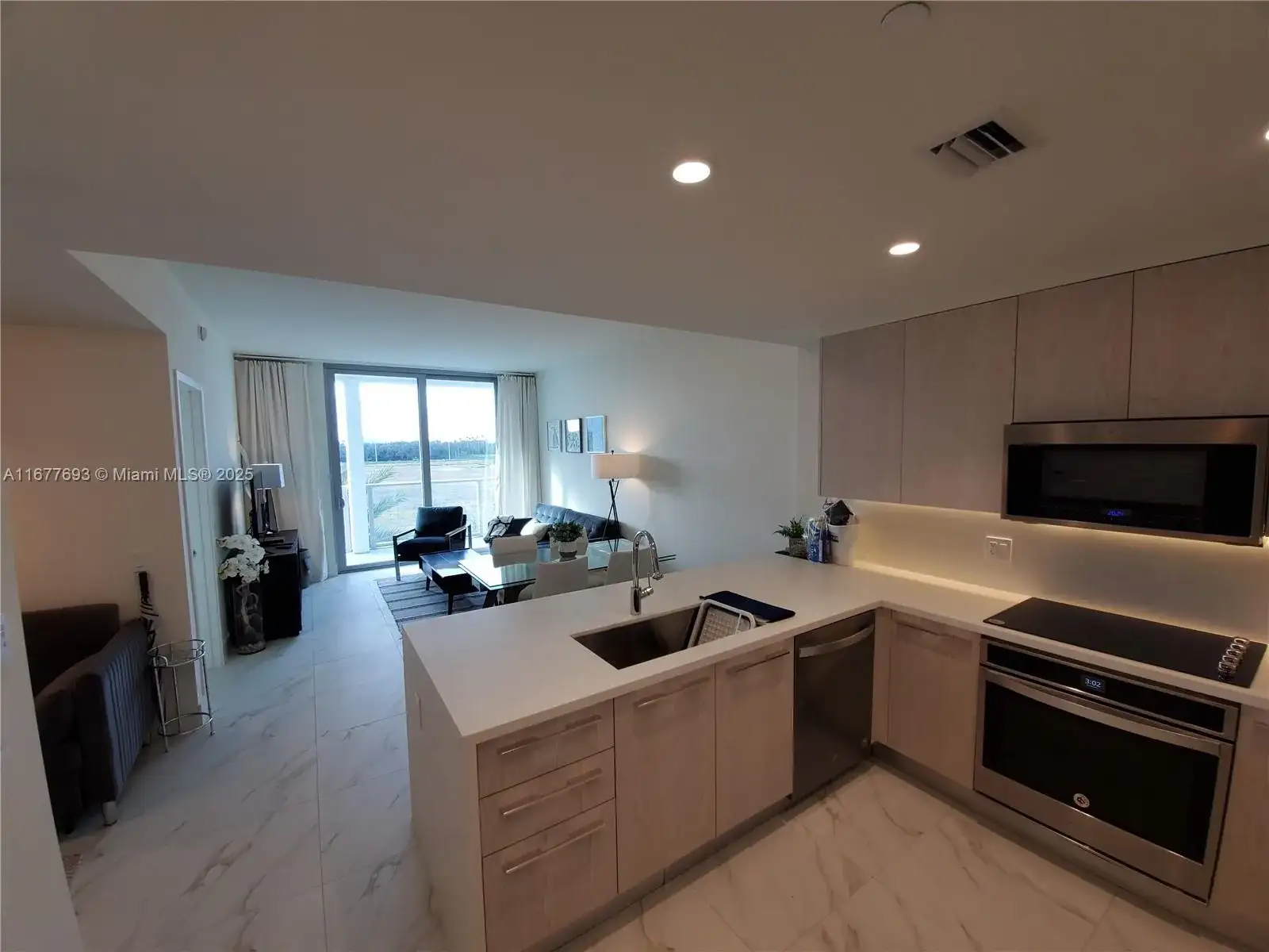 2000 Metropica Way # 305, Sunrise FL 33323 photo 4