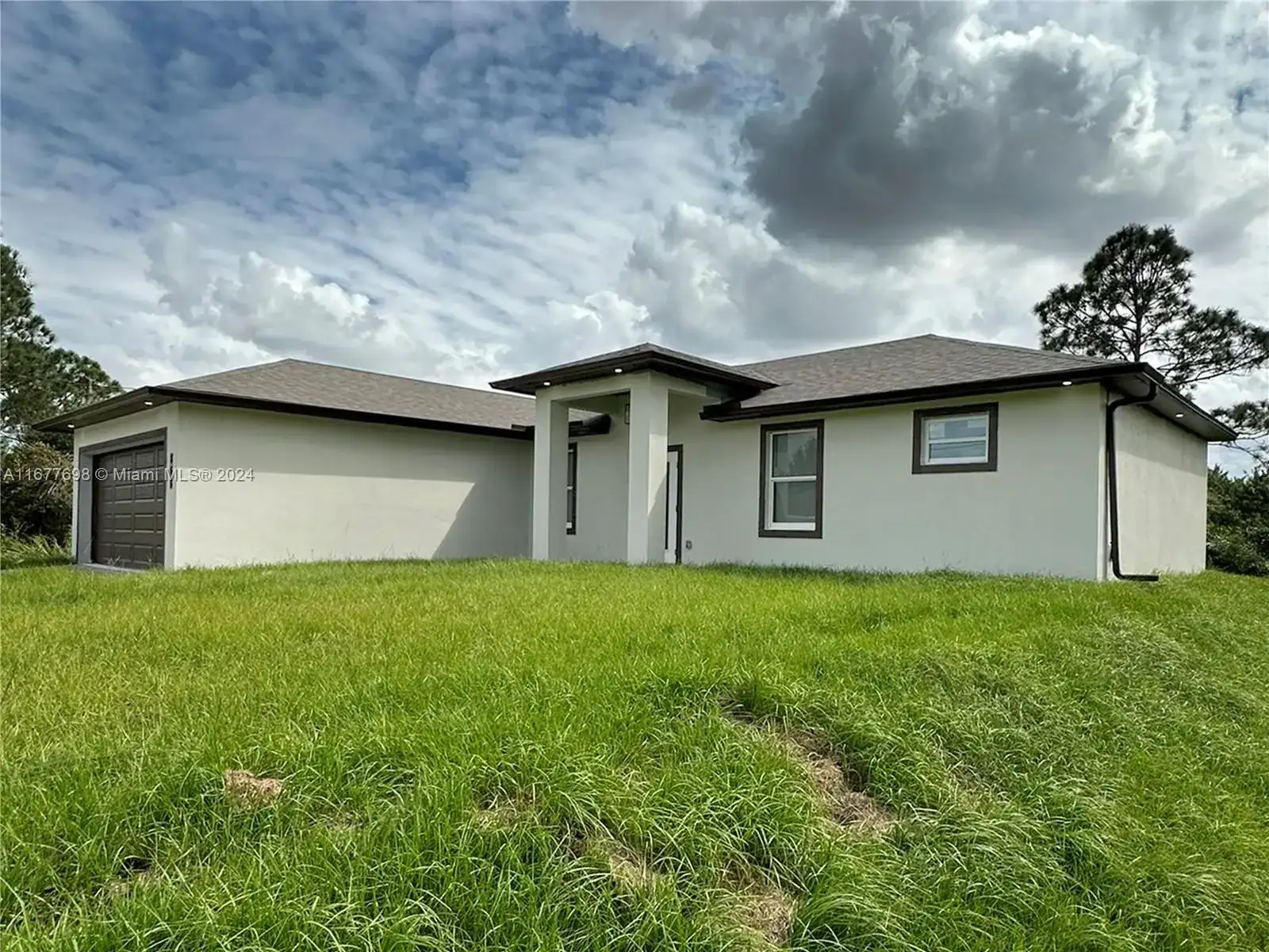 868 Cervantes, Lehigh Acres FL 33974 photo 3