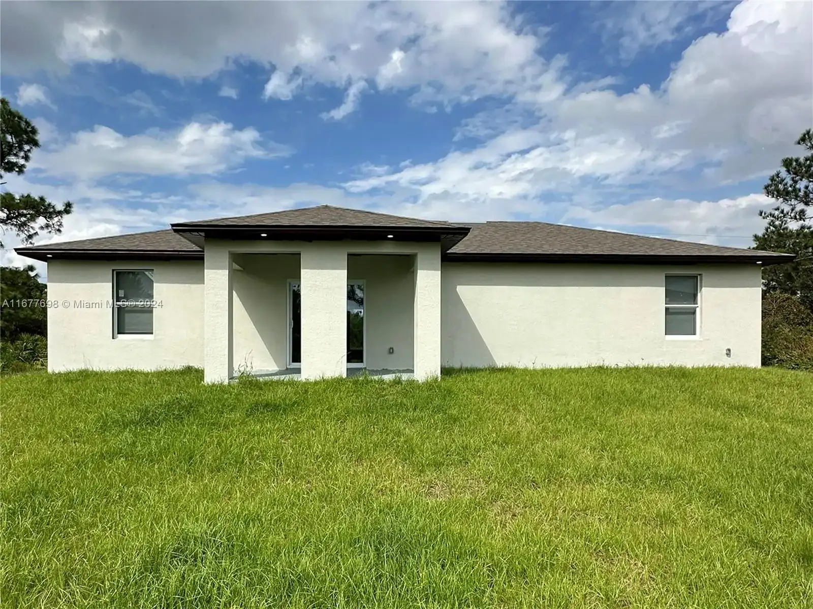 868 Cervantes, Lehigh Acres FL 33974 photo 4