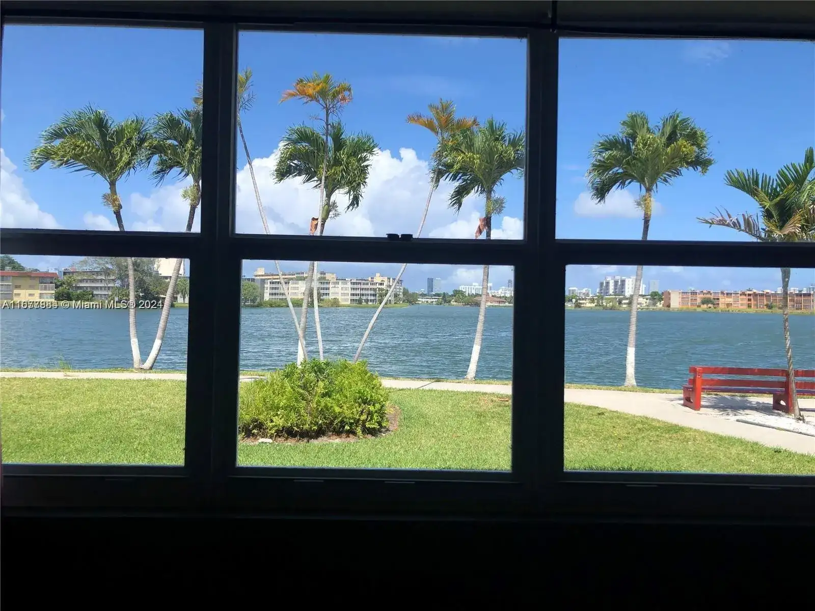 18707 NE 14th Ave # 534, Miami FL 33179 photo 2