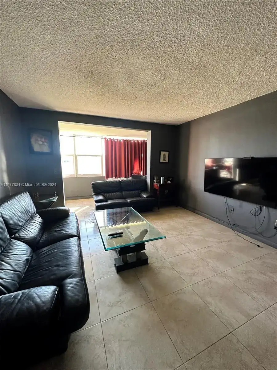 18707 NE 14th Ave # 534, Miami FL 33179 photo 3