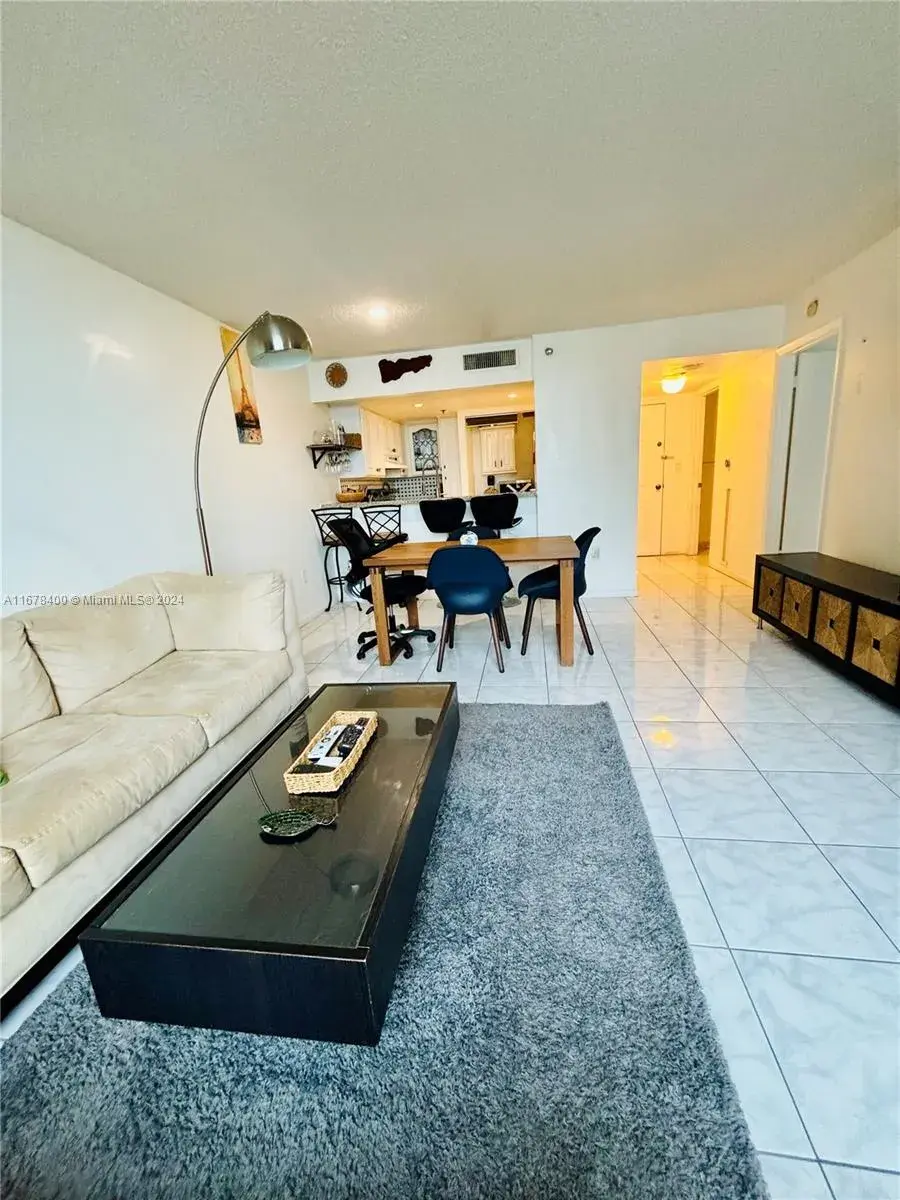 540 Brickell Key Dr # 1001, Miami FL 33131