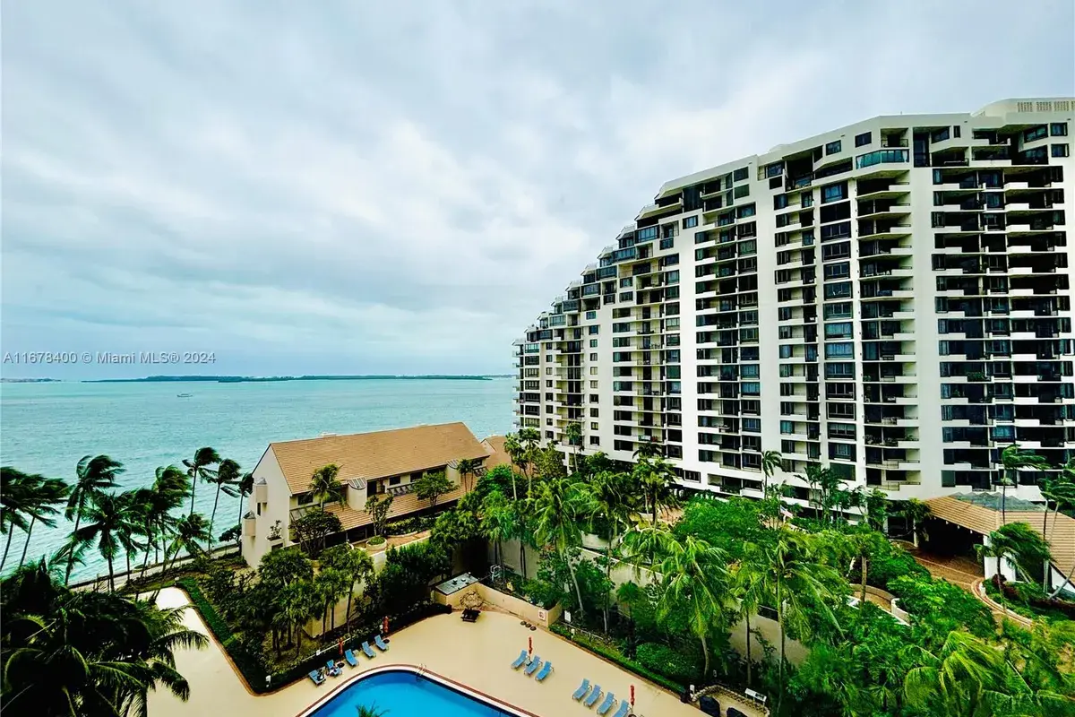 540 Brickell Key Dr # 1001, Miami FL 33131