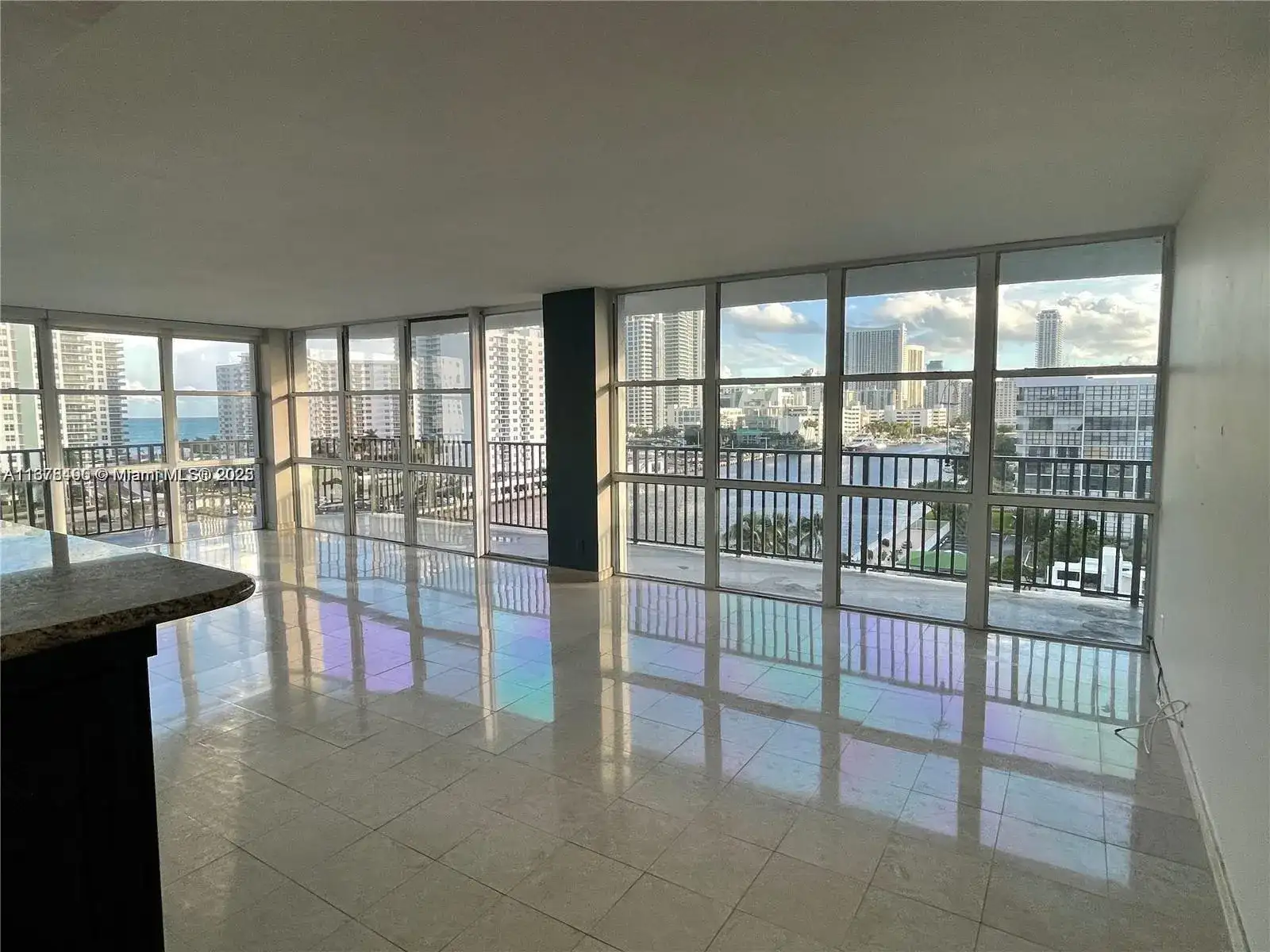 1000 Parkview Dr # 920, Hallandale Beach FL 33009 photo 4