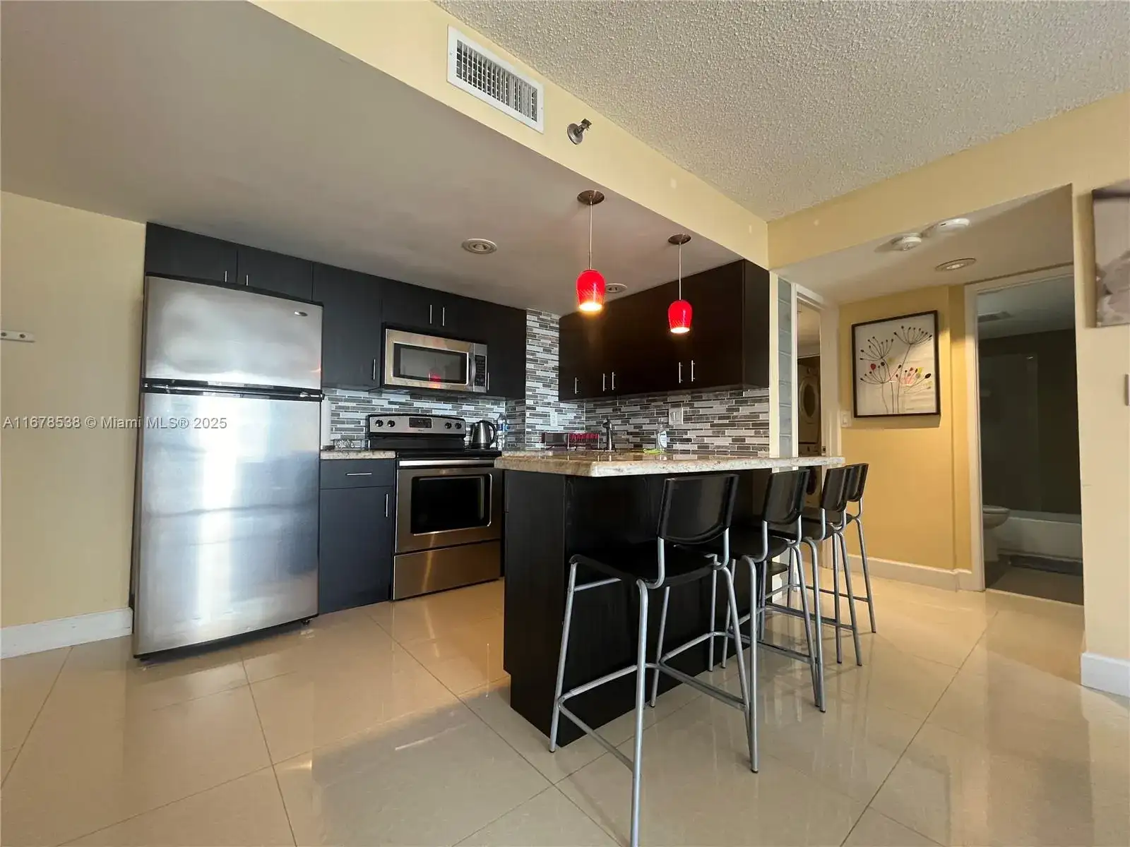 770 Claughton, Miami FL 33131 photo 4