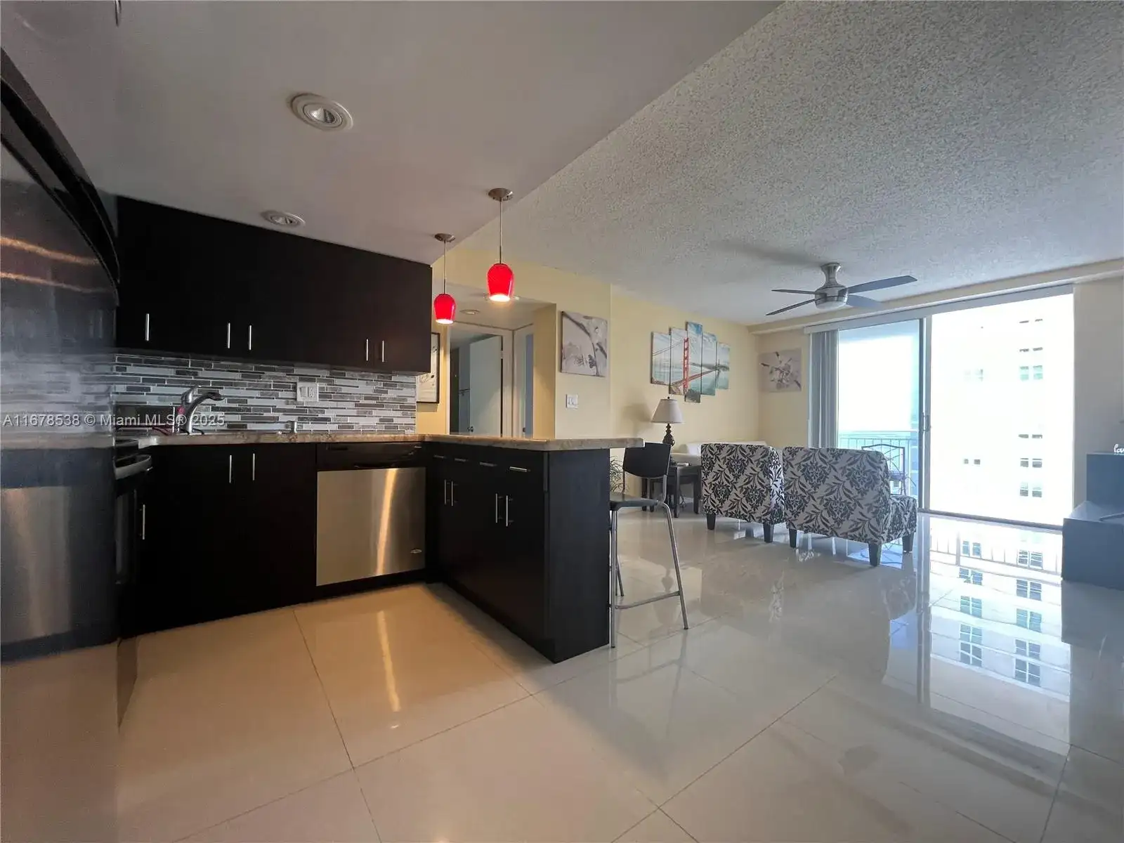 770 Claughton, Miami FL 33131 photo 5