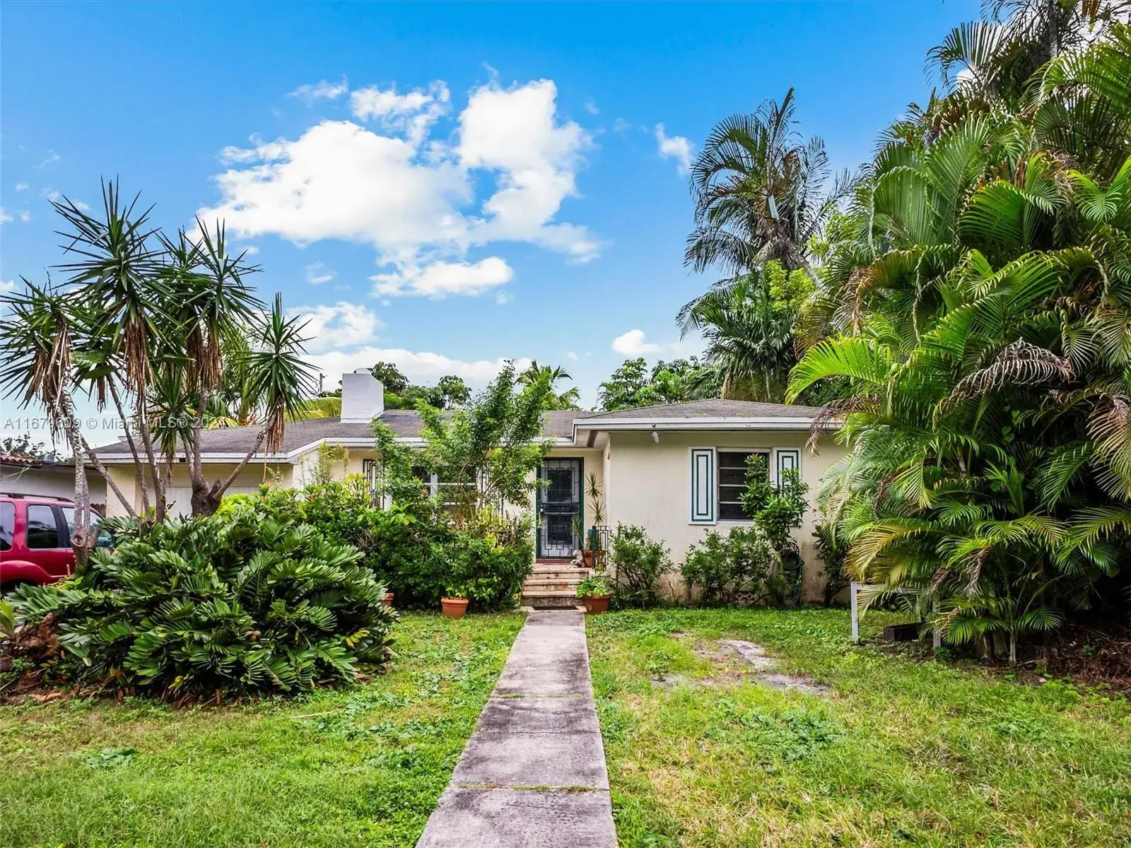 5801 SW 32nd St, Miami FL 33155