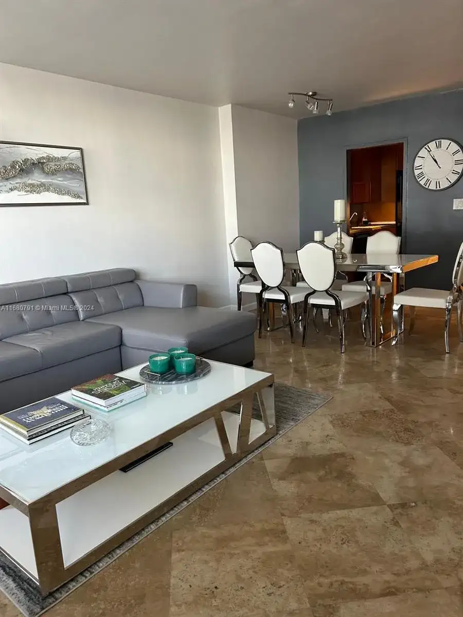 100 Lincoln Rd # 608, Miami Beach FL 33139 photo 3
